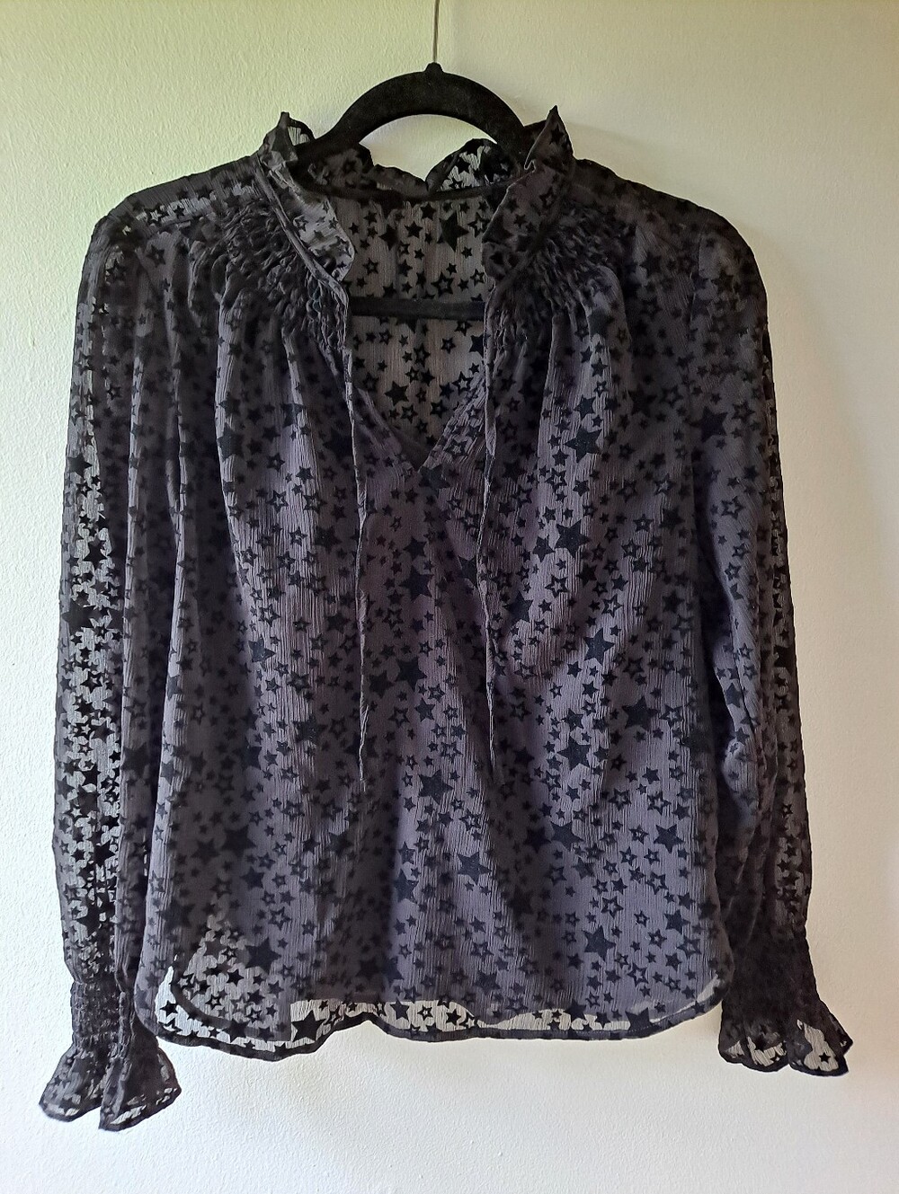 Loft Star Ruffle Blouse. Size XS